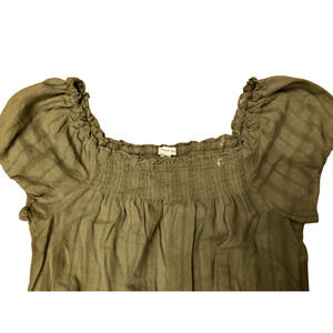 Aeropostale Puff Sleeve Smocked Peasant Crop Top